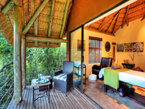 The Cavern Drakensberg Resort room